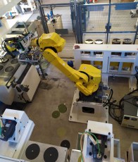 attrezzature asservimento macchine e automatismi di produzione - automatismi di produzione - Robot immettitore e prelevatore